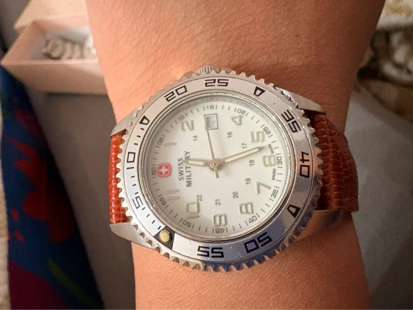 Kenneth Cole Womens Watch - photo 2