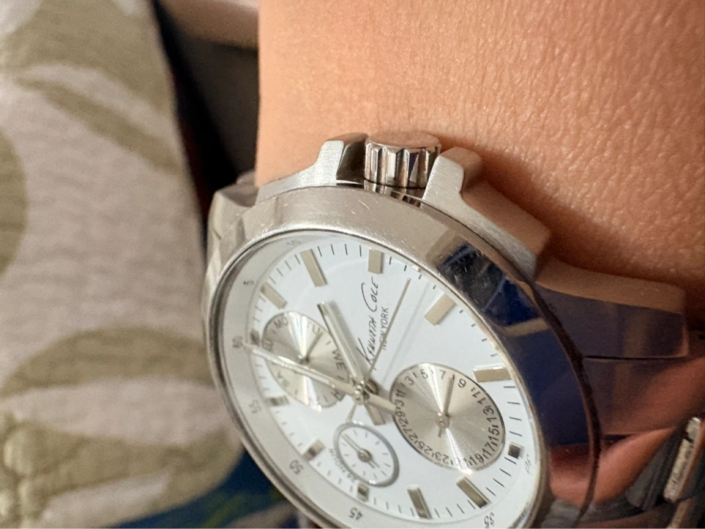 Kenneth Cole Womens Watch - photo 3