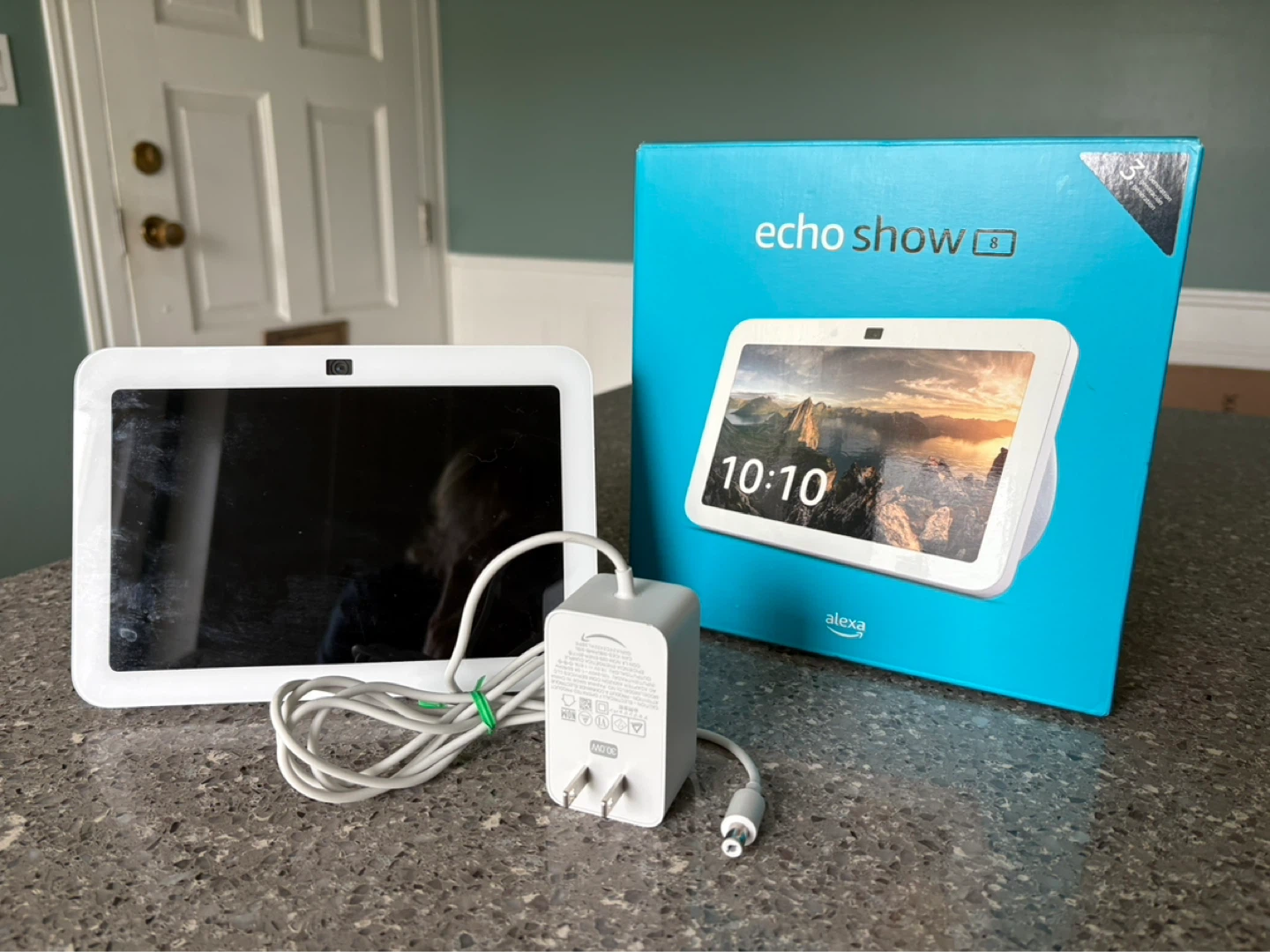 Amazon Echo Show 8 (newest model), Vibrant HD 8.7" display