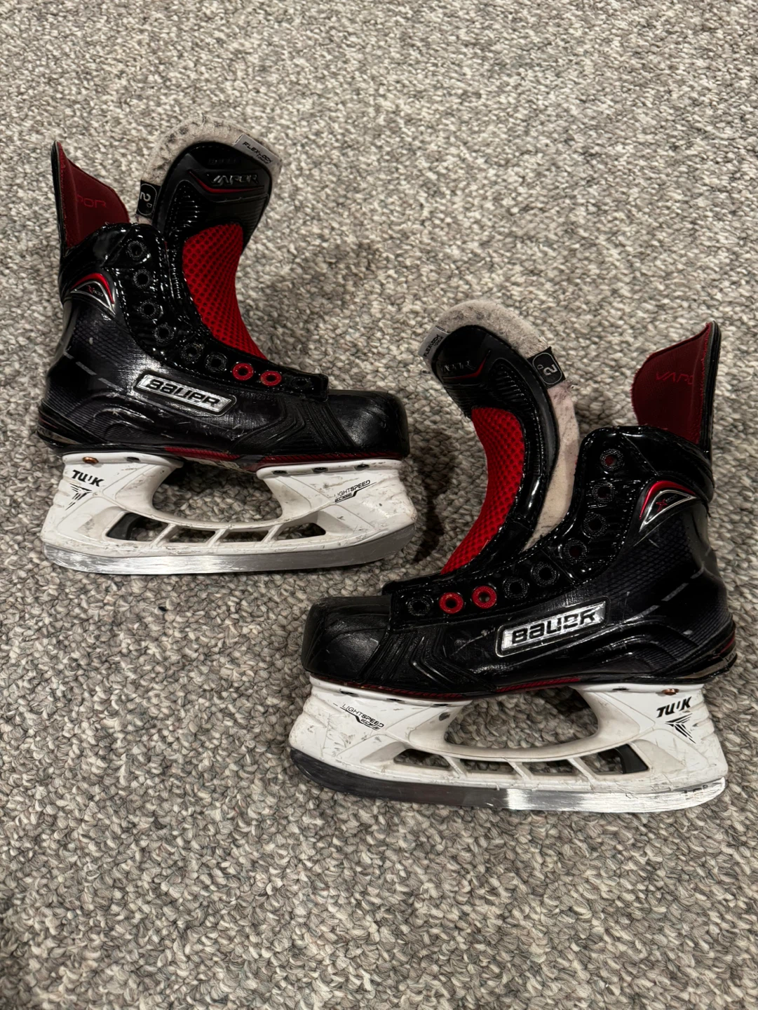 Youth Bauer Vapor Hockey Skates