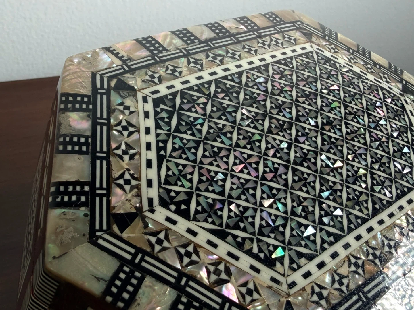 Vintage Inlay Jewelry Box – Mother of Pearl Mosaic - photo 4