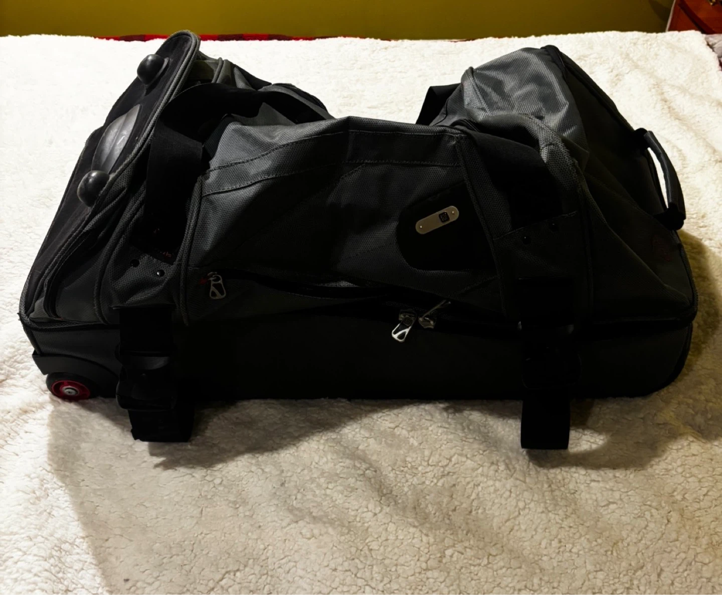 Ful Rolling Luggage Duffel Bag - photo 2