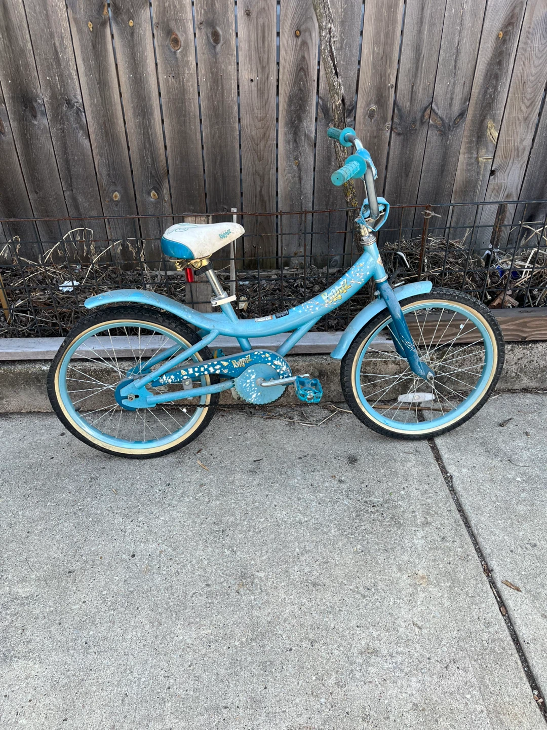 Bratz Kids Bicycle - photo 2