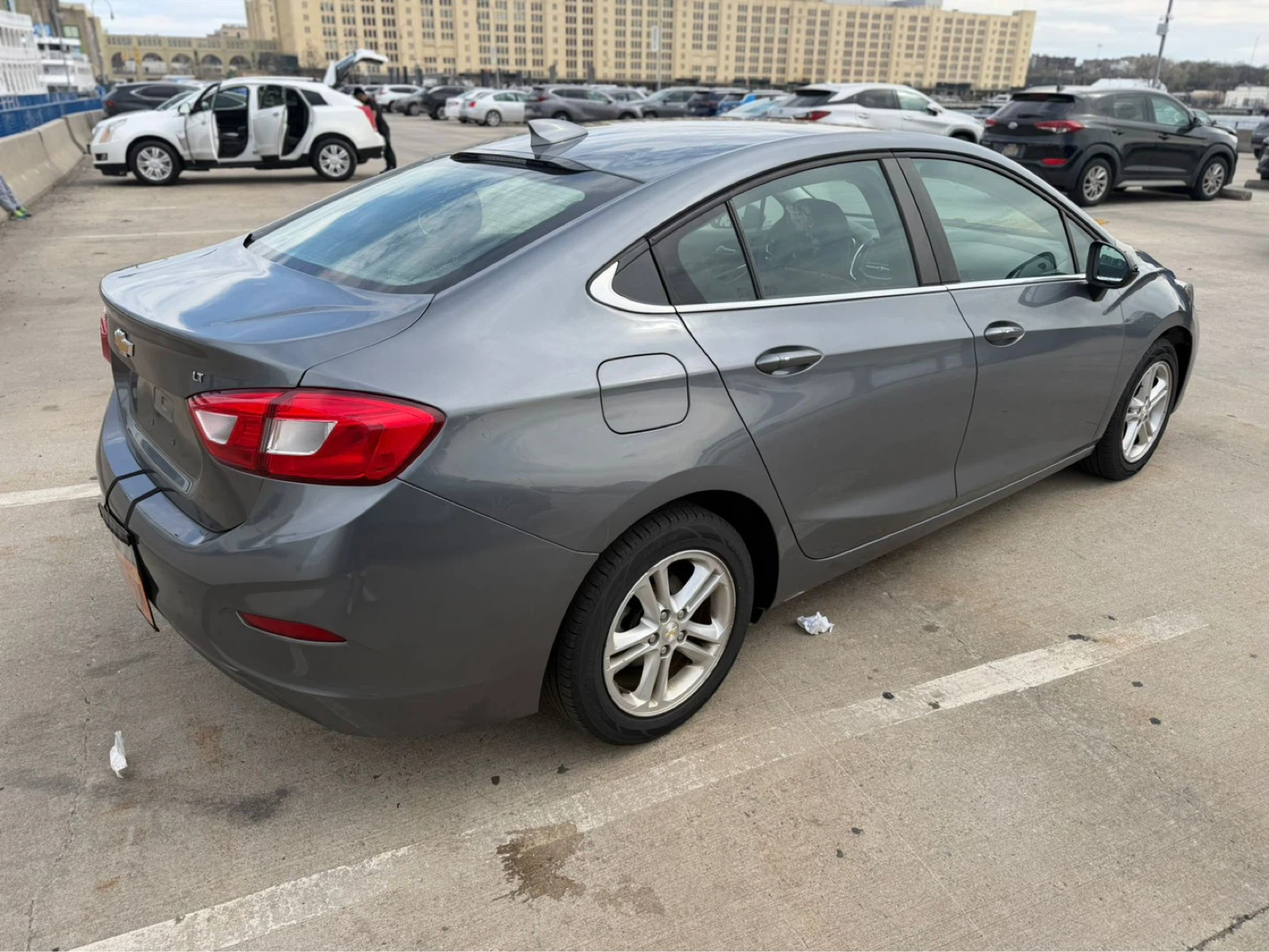 2017 Chevrolet Cruze LT Sedan - photo 5