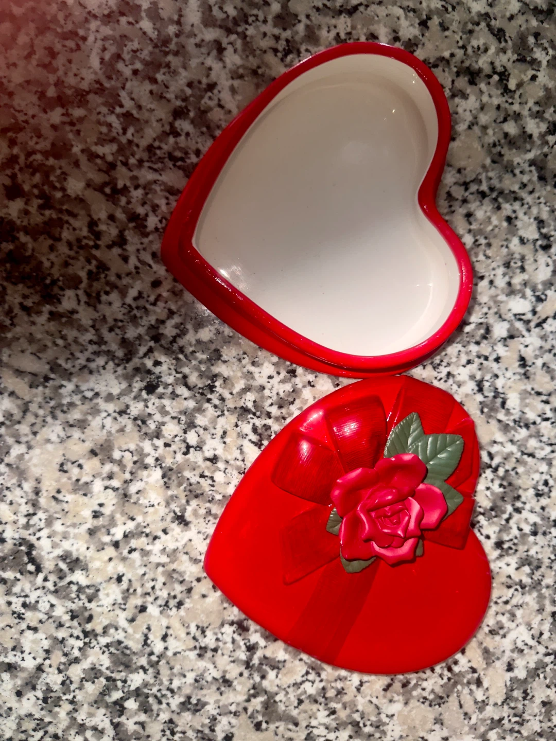 Red Heart Shaped Trinket Box - photo 2