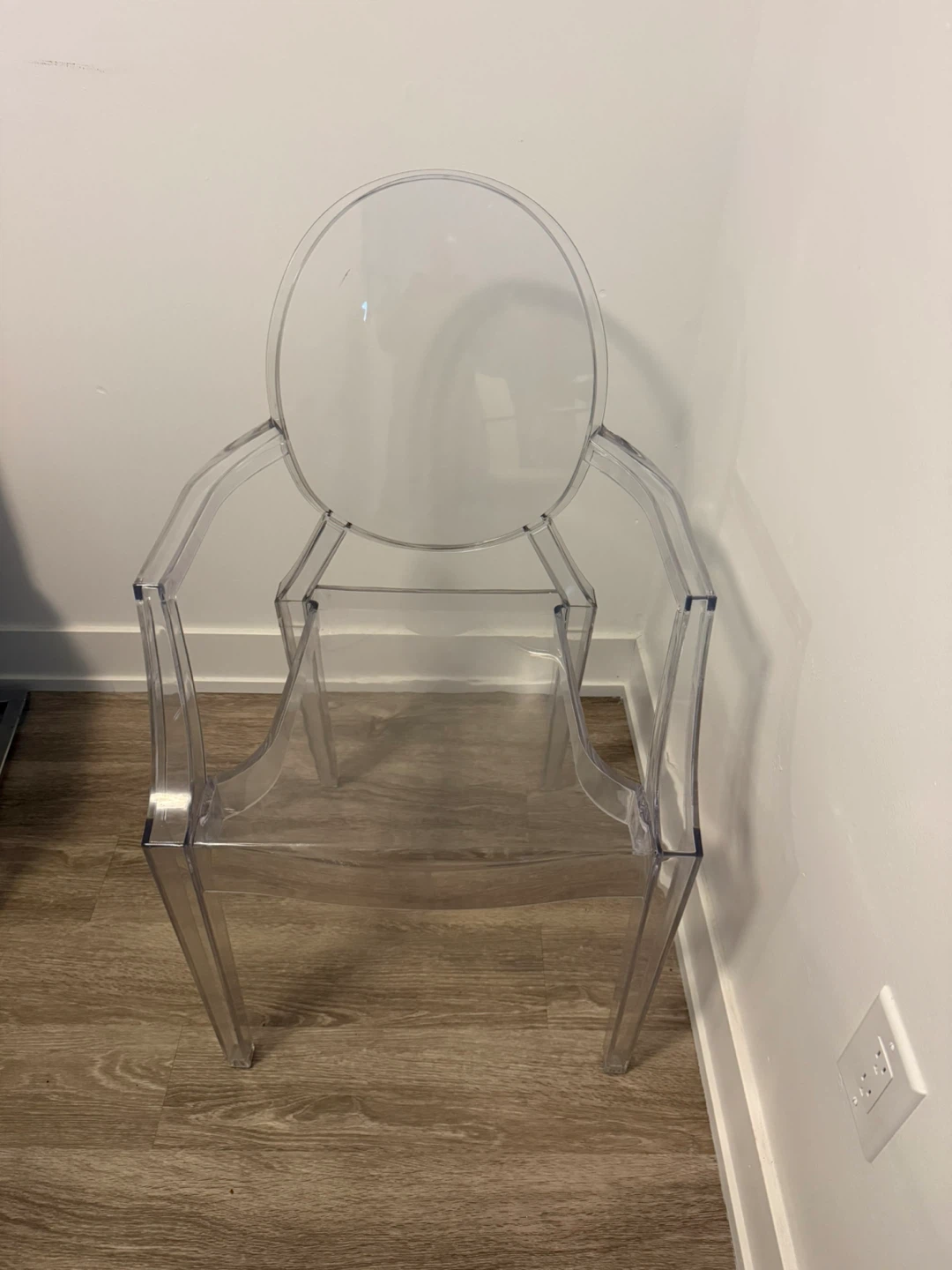 Set of 4 Clear Ghost Chairs - photo 2