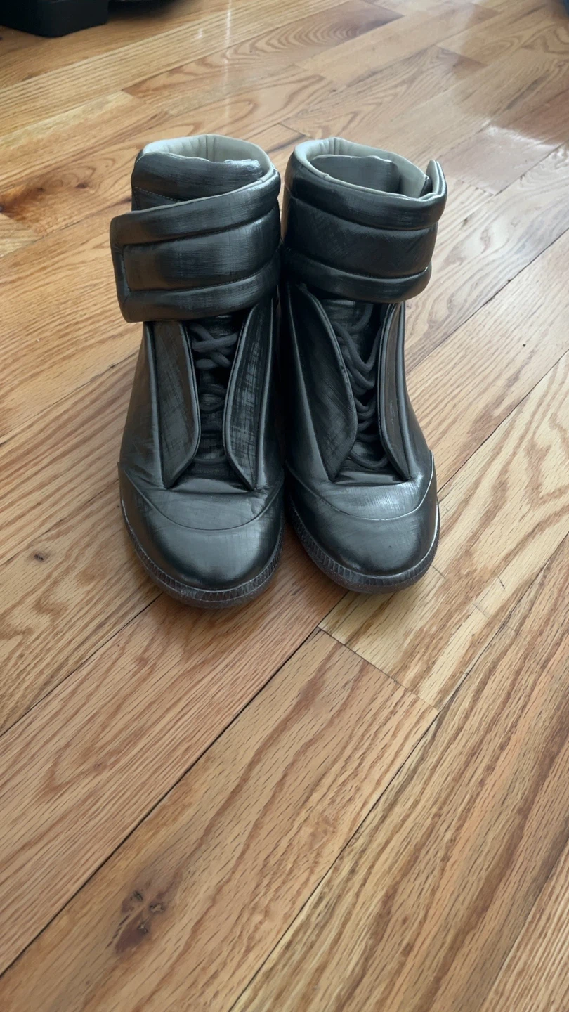High-Top Sneakers - photo 3