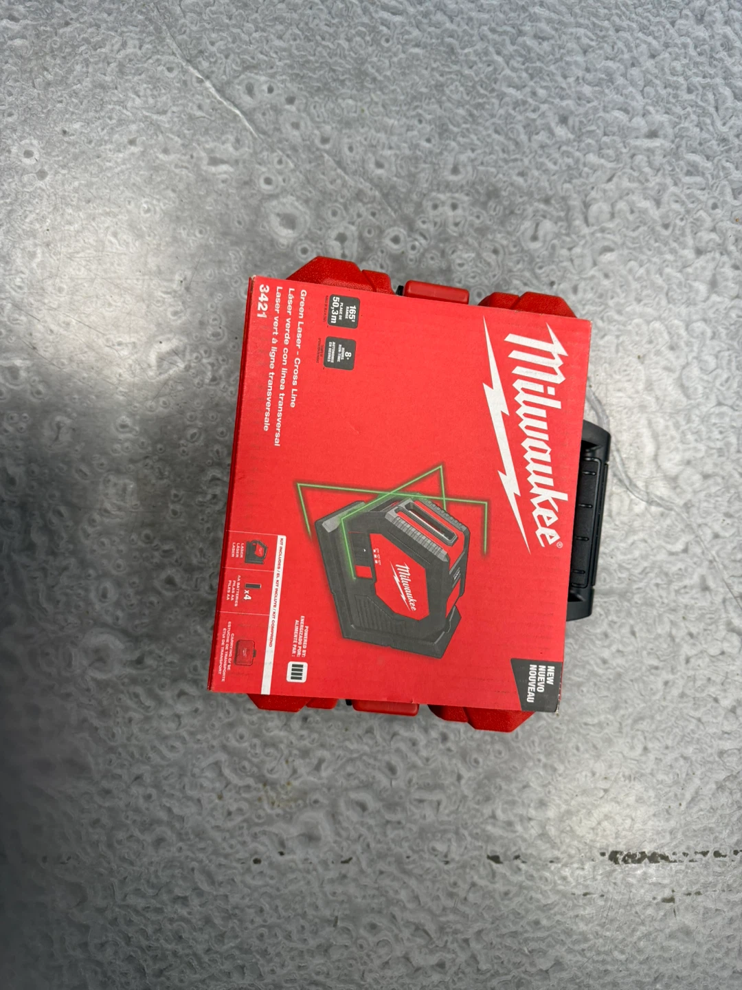 Milwaukee 100 ft. Green Cross Line Laser Model 3421 - photo 2