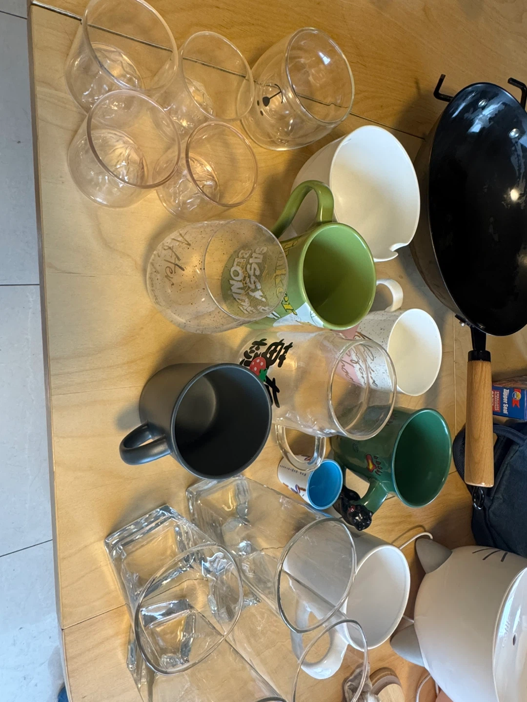 Mixed Lot of Mugs and Glasses
