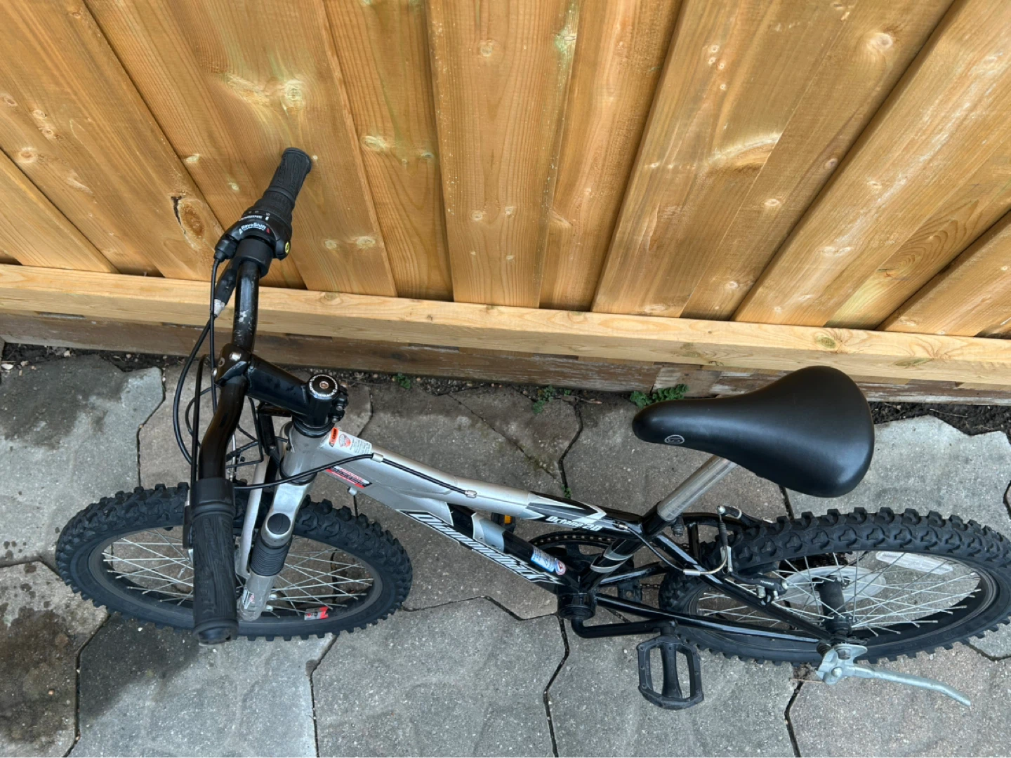 Diamondback Mountain Bike - photo 3