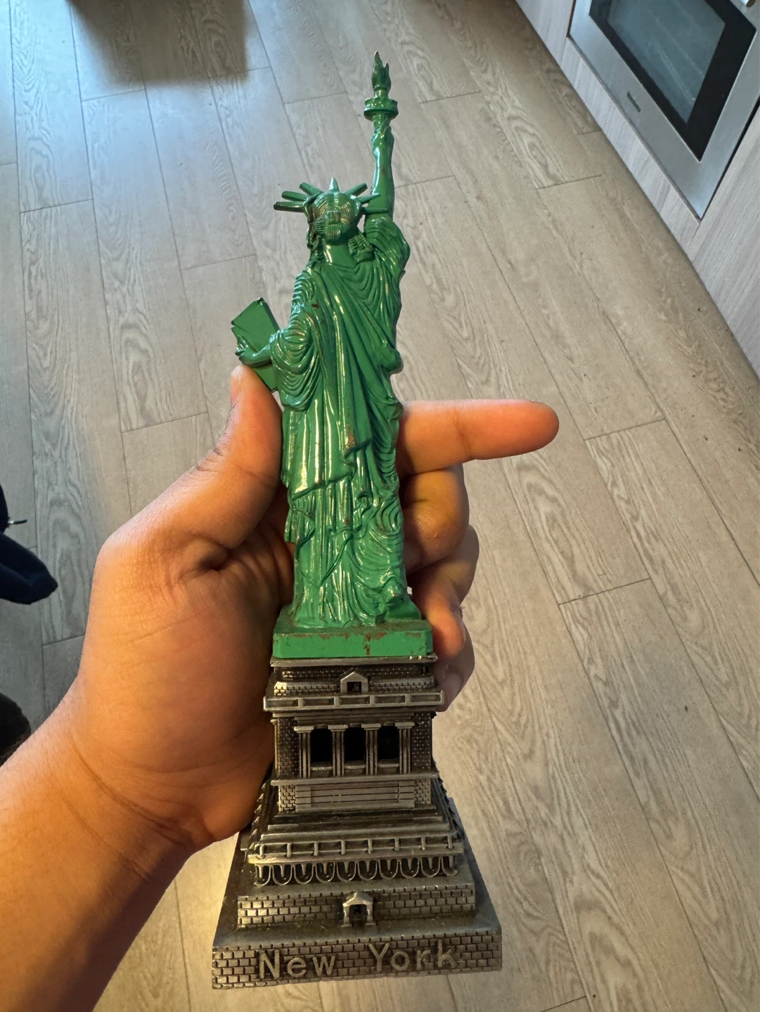 Statue of Liberty Replica Figurine - photo 2