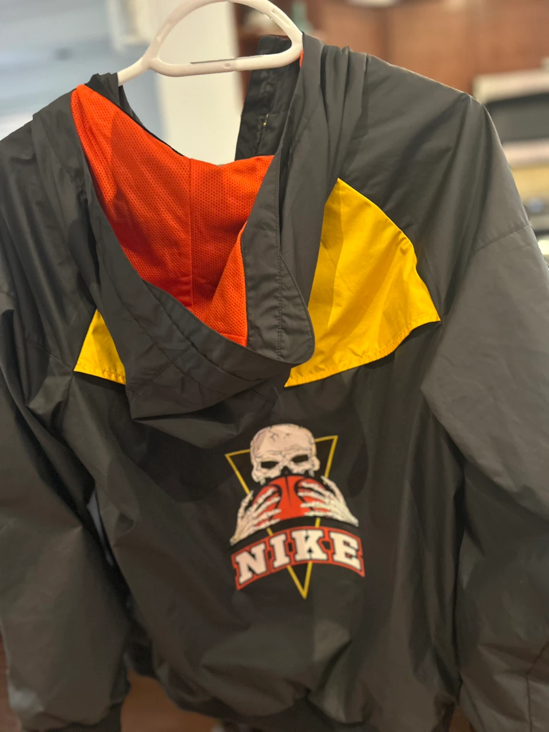 Authentic Nike Jacket XL Boys