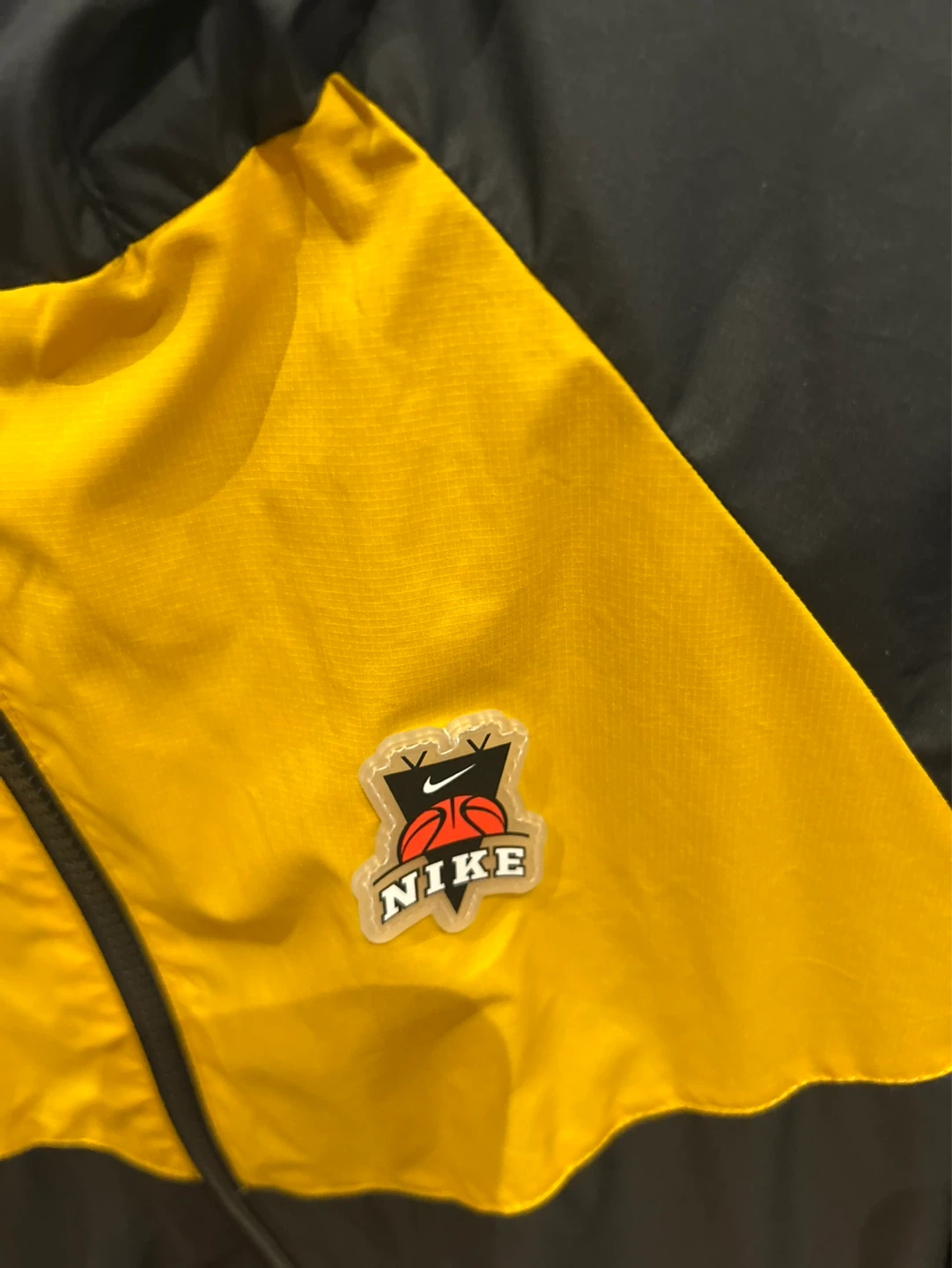 Authentic Nike Jacket XL Boys - photo 3