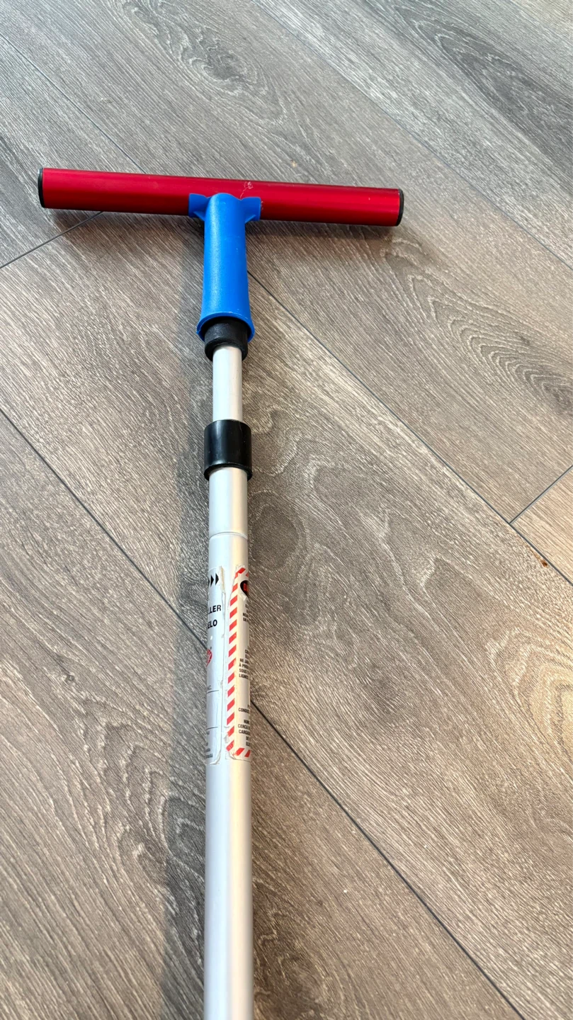 Adjustable T-Bar Window Cleaner Pole - photo 3