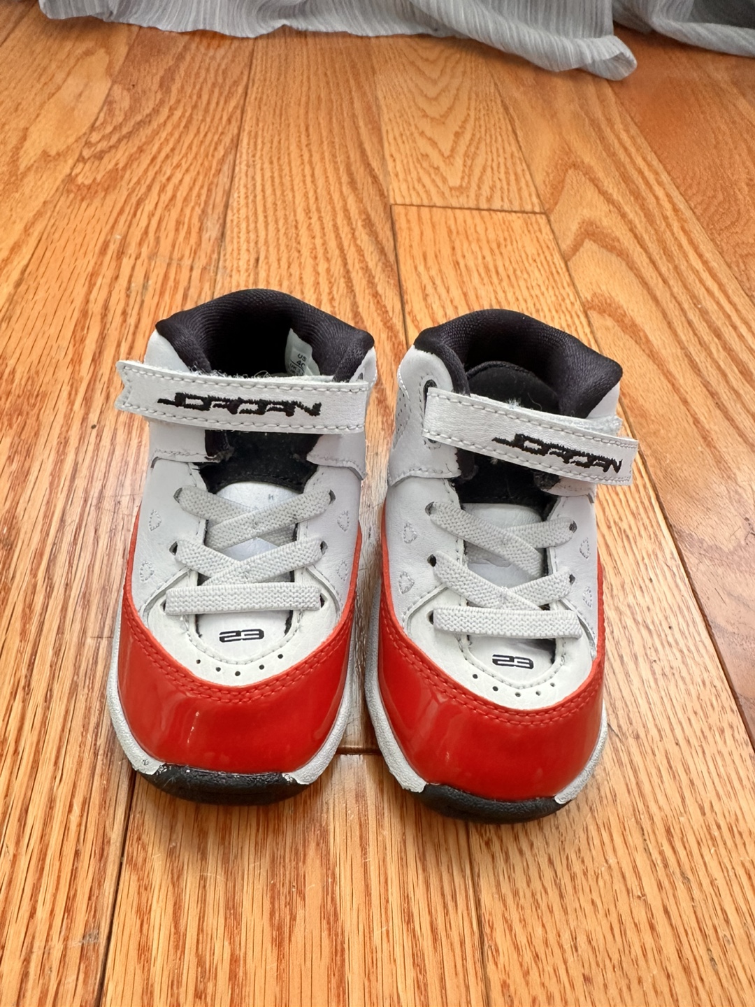 Jordan Toddler Crib Shoes Size 4C