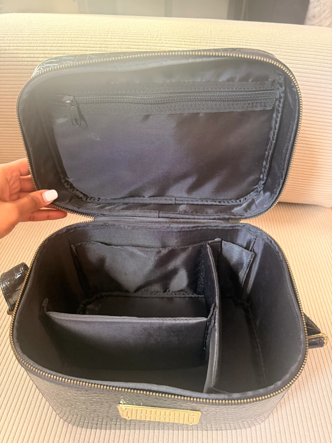 Oriflame Makeup / Travel Cosmetic Case (Black Croc Style) - photo 2
