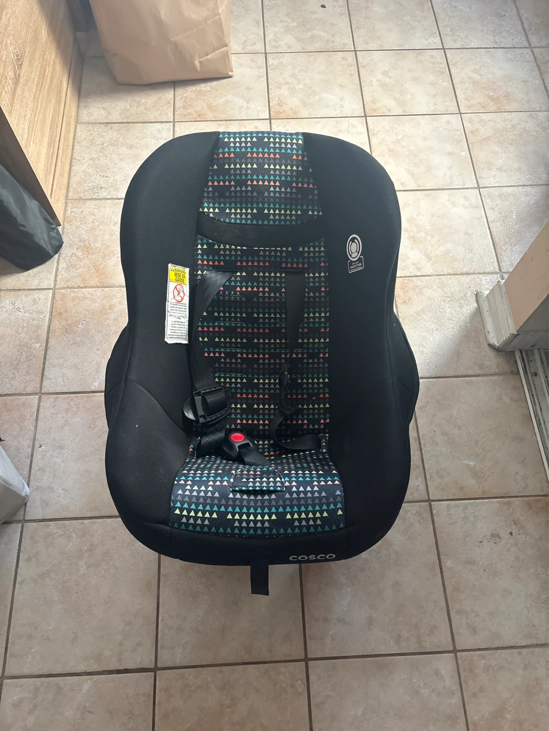 Cosco Car Seat - Black with Geometric Pattern