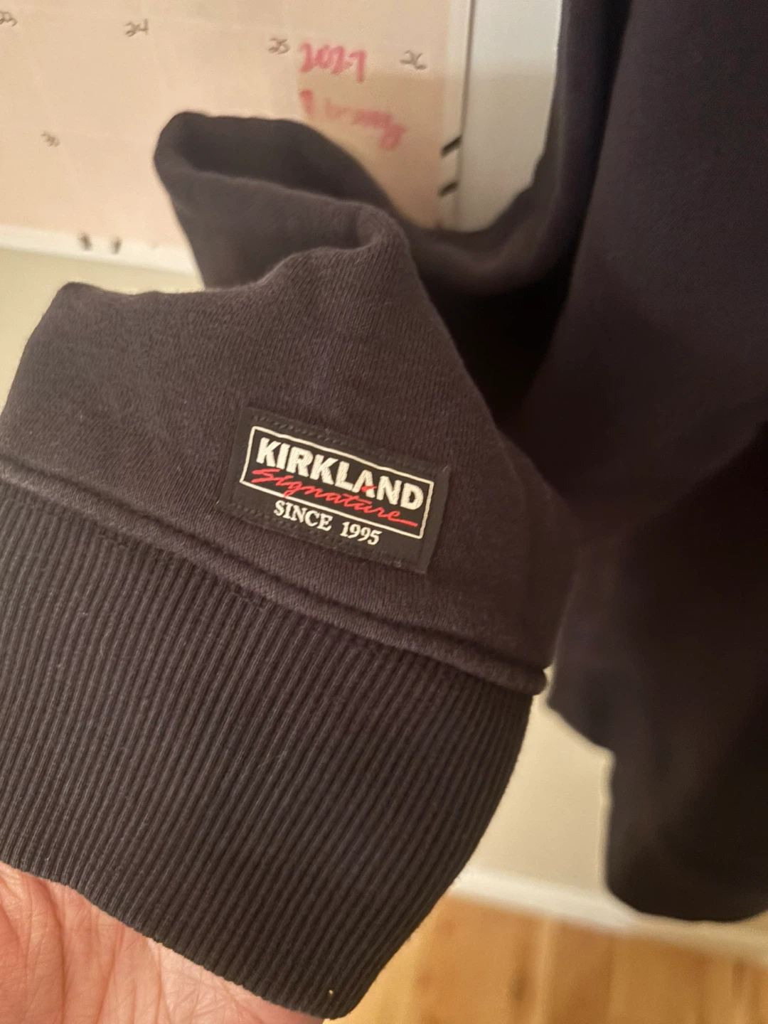 Kirkland Signature Black Crewneck Sweatshirt - photo 5