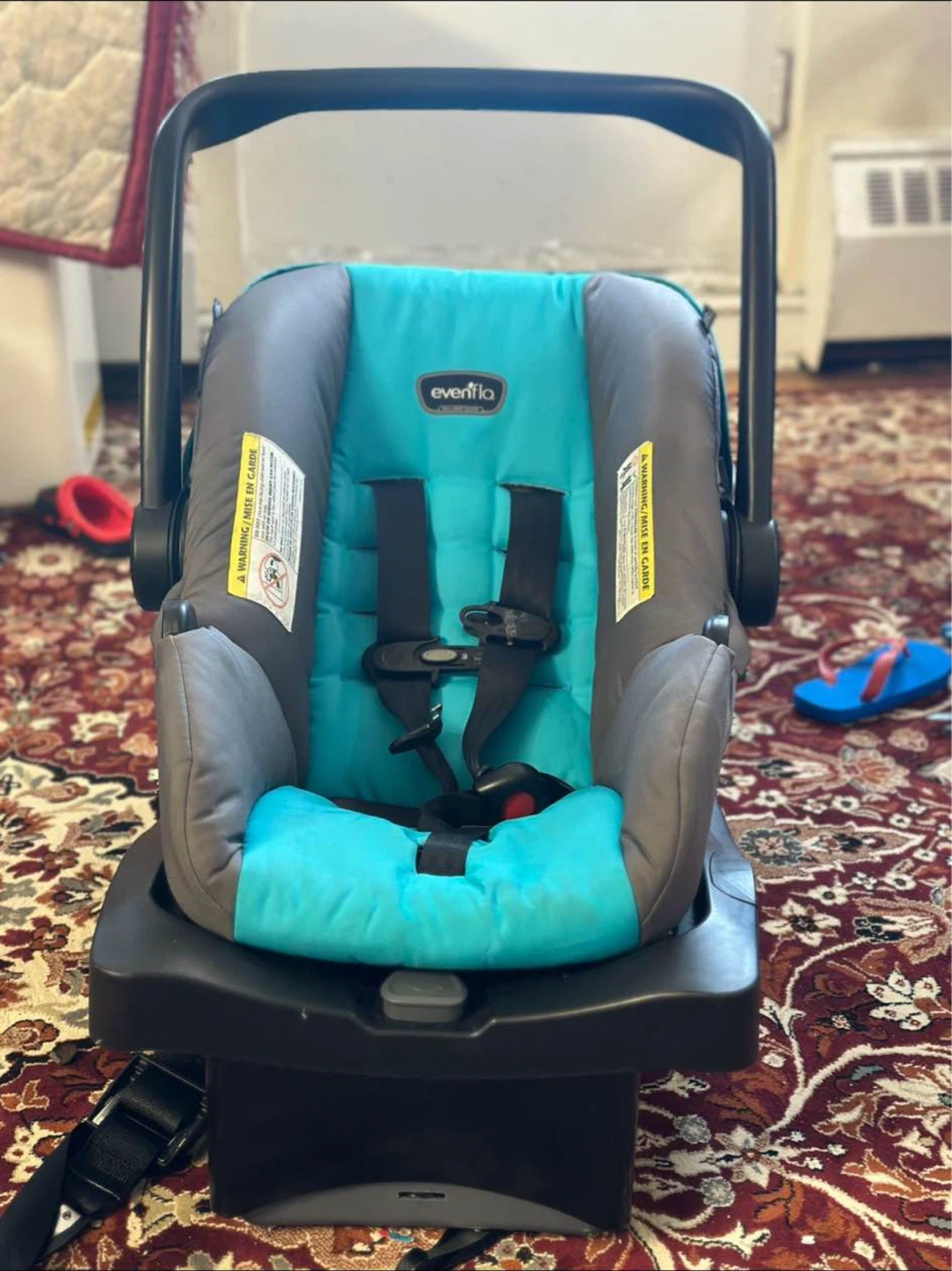 Evenflo LiteMax 35 Infant Car Seat