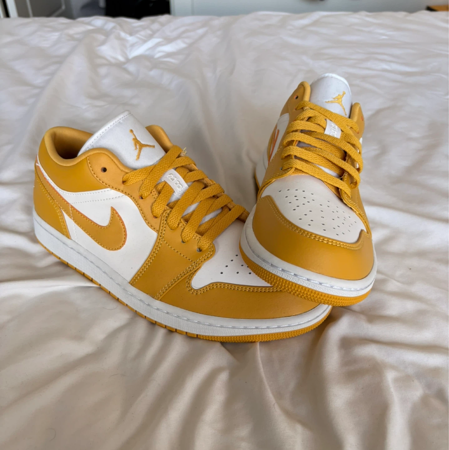 Jordan one low pollen
