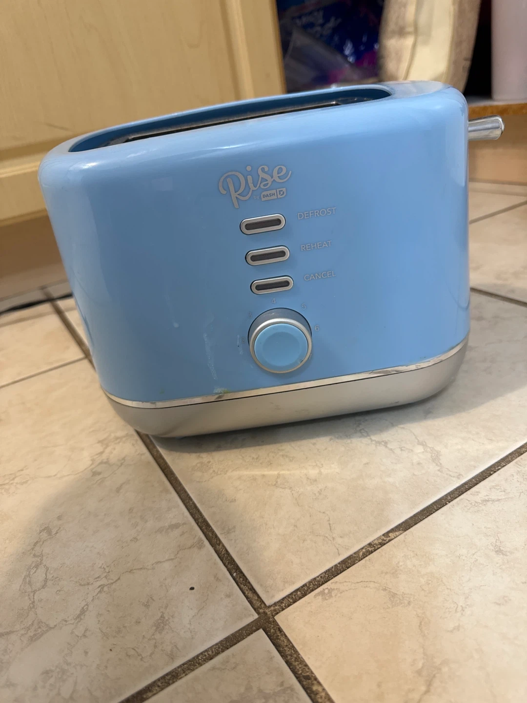 Dash Rise 2-Slice Toaster - Light Blue