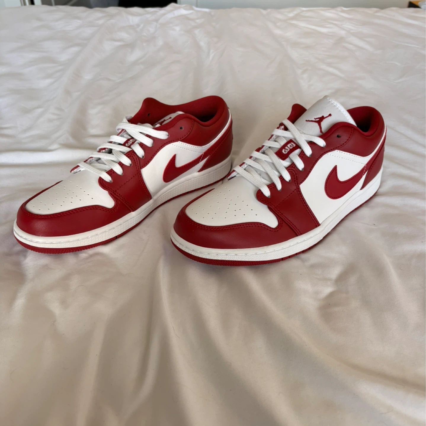 Jordan one low red and white - photo 2