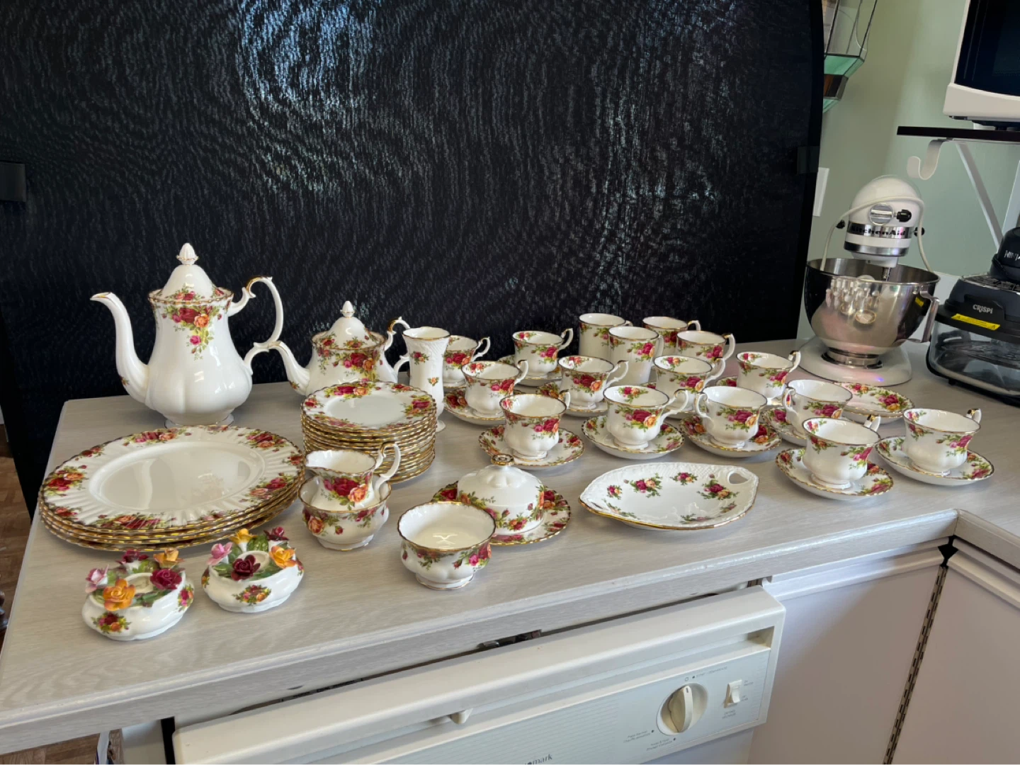 Royal Albert Old Country Roses Tea Set - photo 2