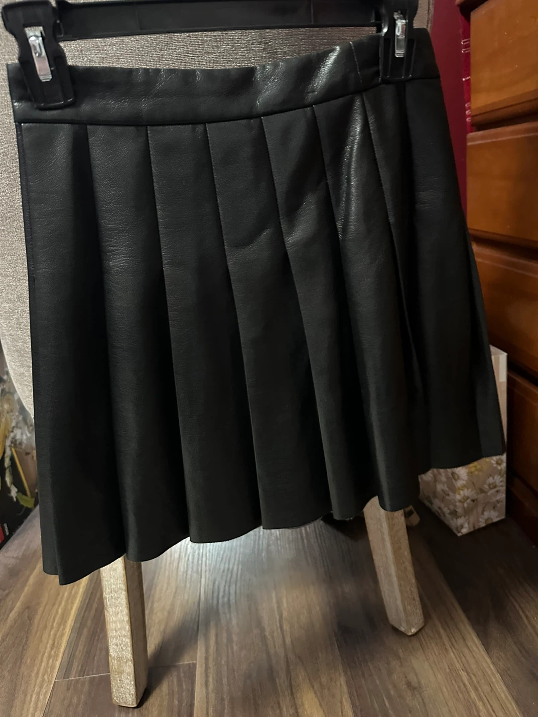 Sunday Best Black Faux Leather Pleated Mini Skirt Size 0 - photo 2