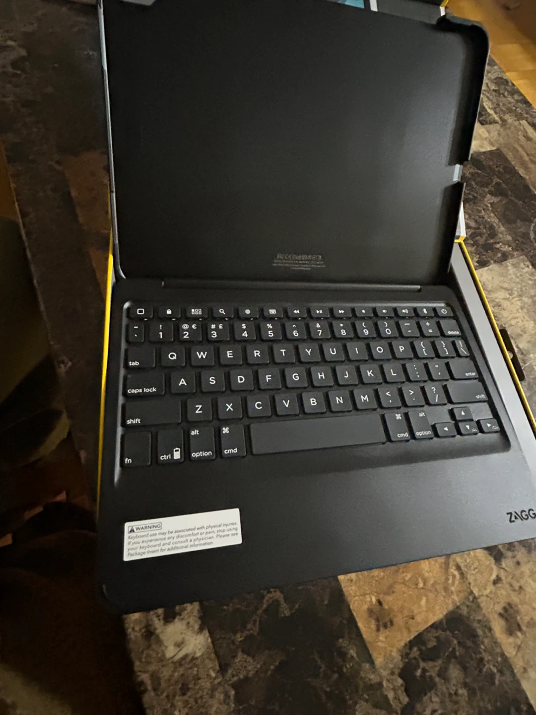 New-ZAGG Folio Wireless Keyboard Case for iPad - photo 2