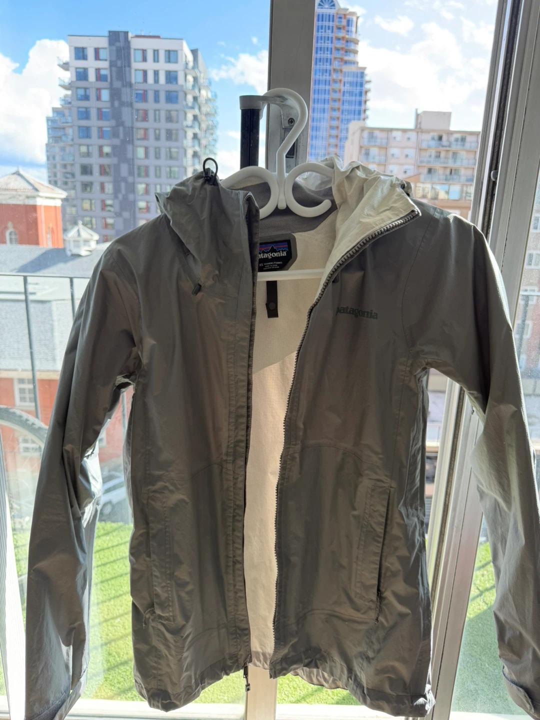 Patagonia Rain Jacket - Grey