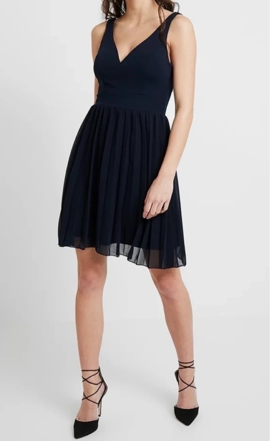 Wal G Navy Blue Sleeveless Pleated Wedding Guest Dress Size M