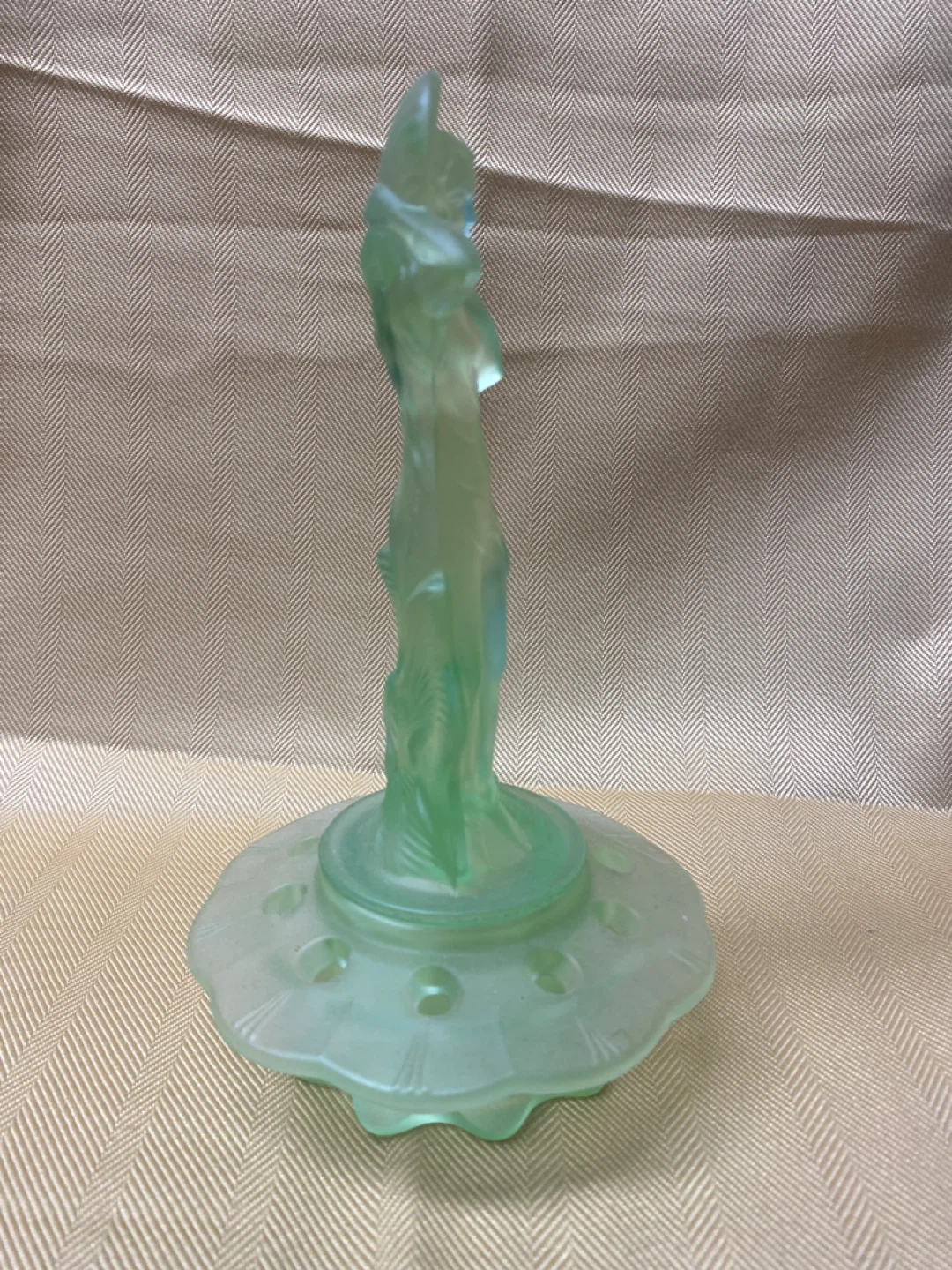 VINTAGE - Green Glass Figurine Candlestick Holder - photo 2