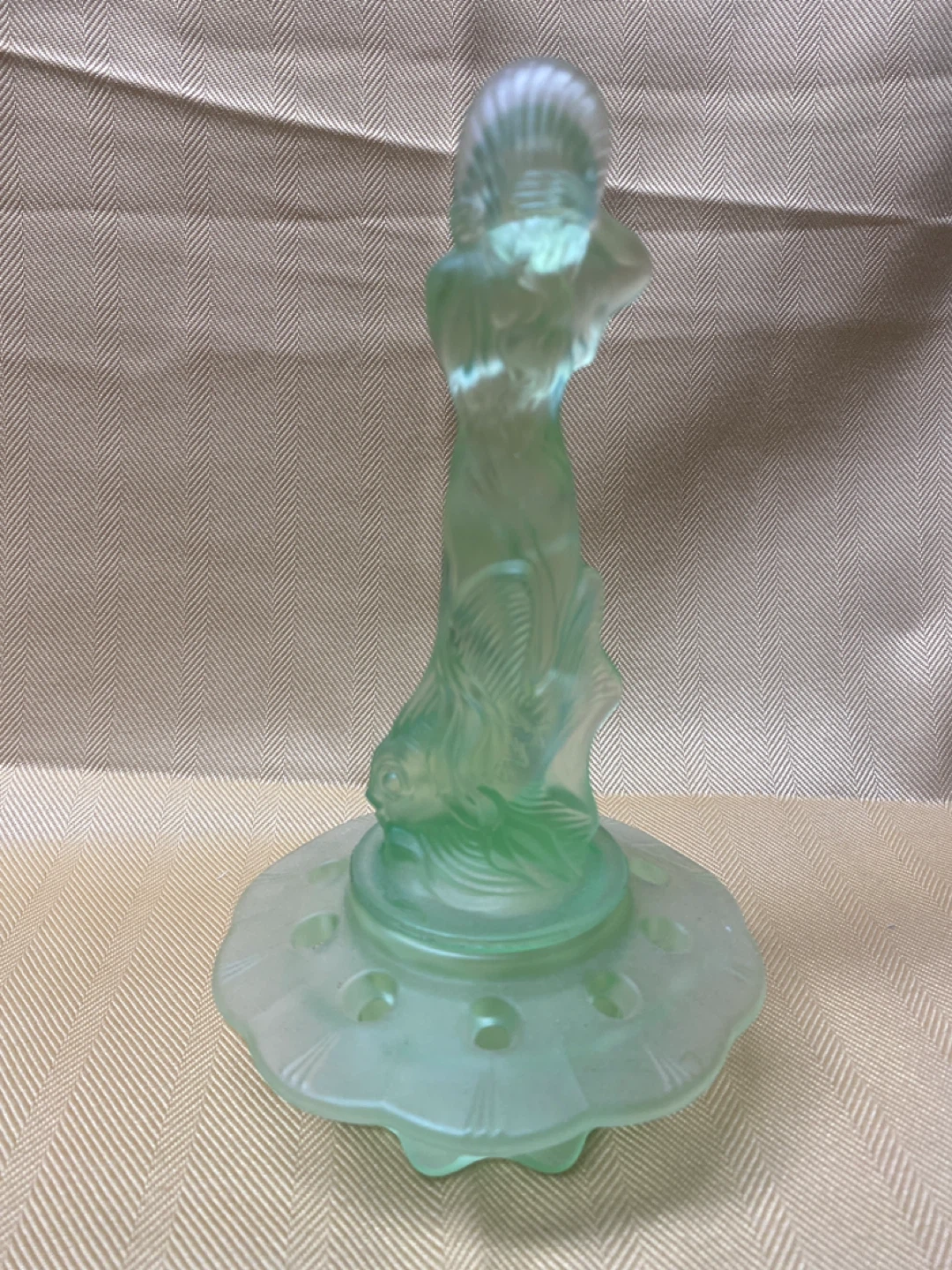 VINTAGE - Green Glass Figurine Candlestick Holder - photo 3