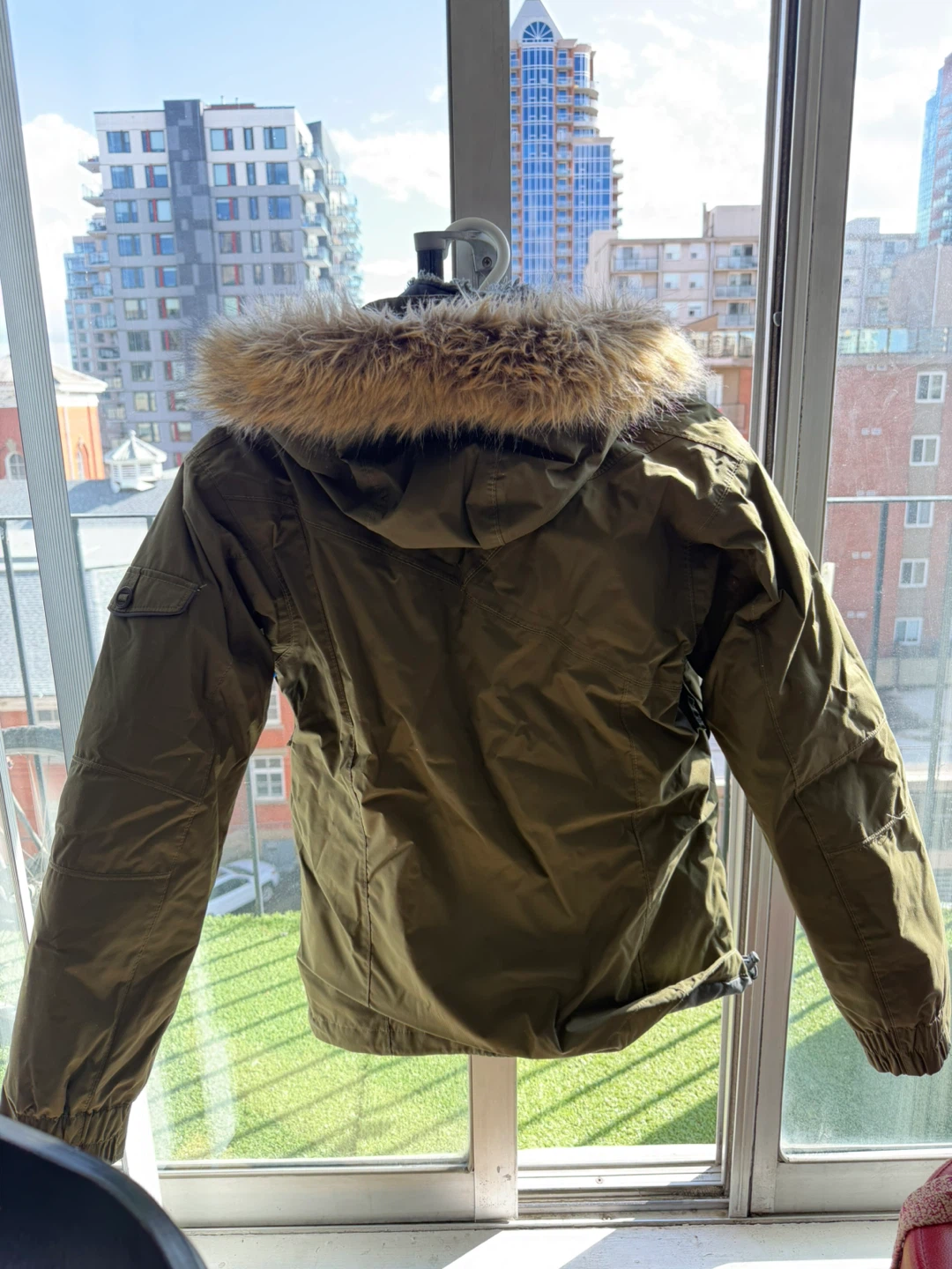 Columbia Winter Jacket with Fur Hood - photo 2