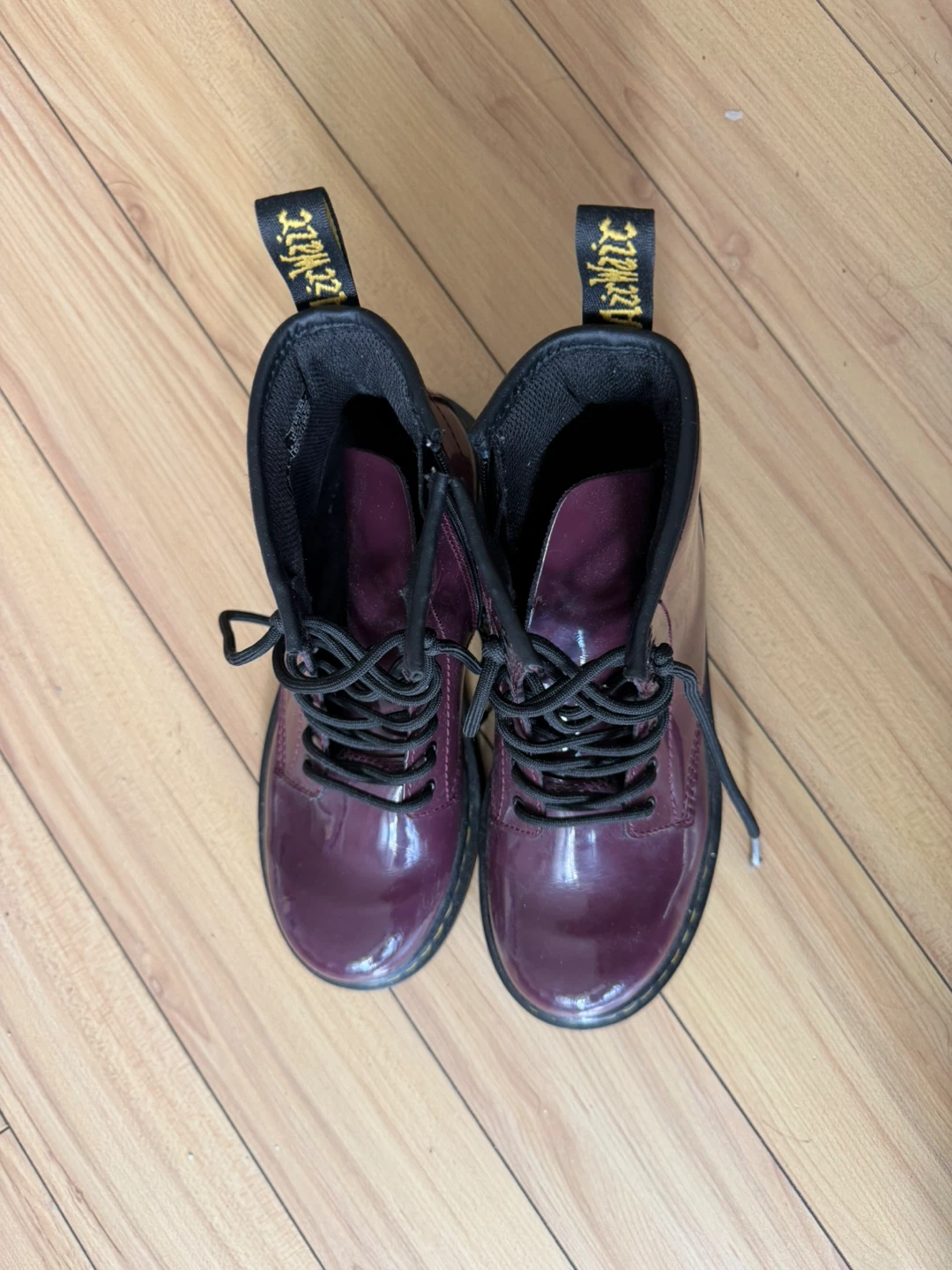 Dr. Martens 1460 Patent J Boots