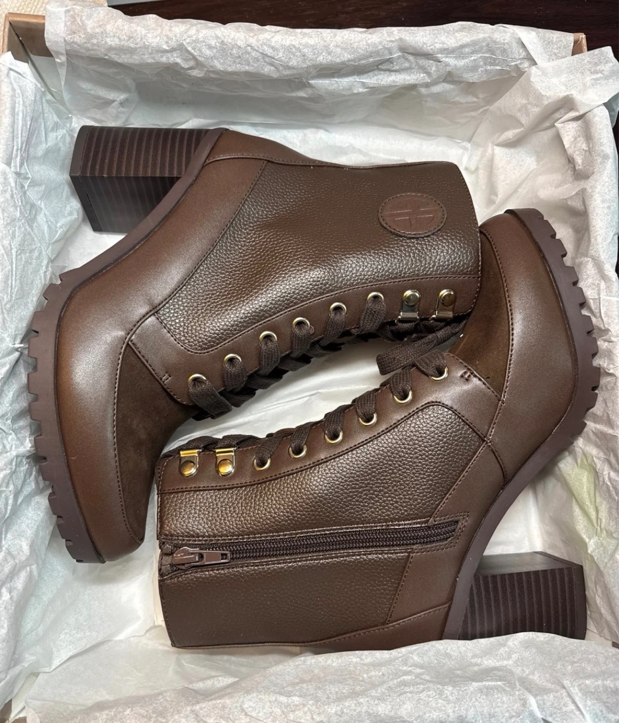 Gianni Bernini Women's Brown Leather Lace-Up Booties Size 7M