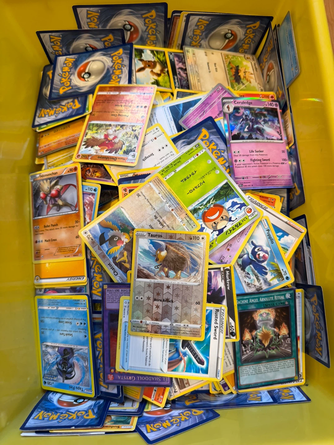 Mixed Lot of Pokémon Trading Cards