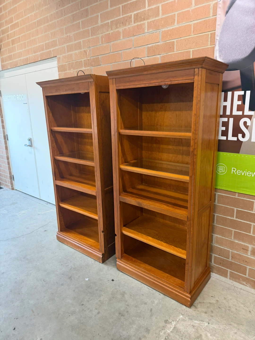 Set of 2 Wooden Bookcases - photo 3