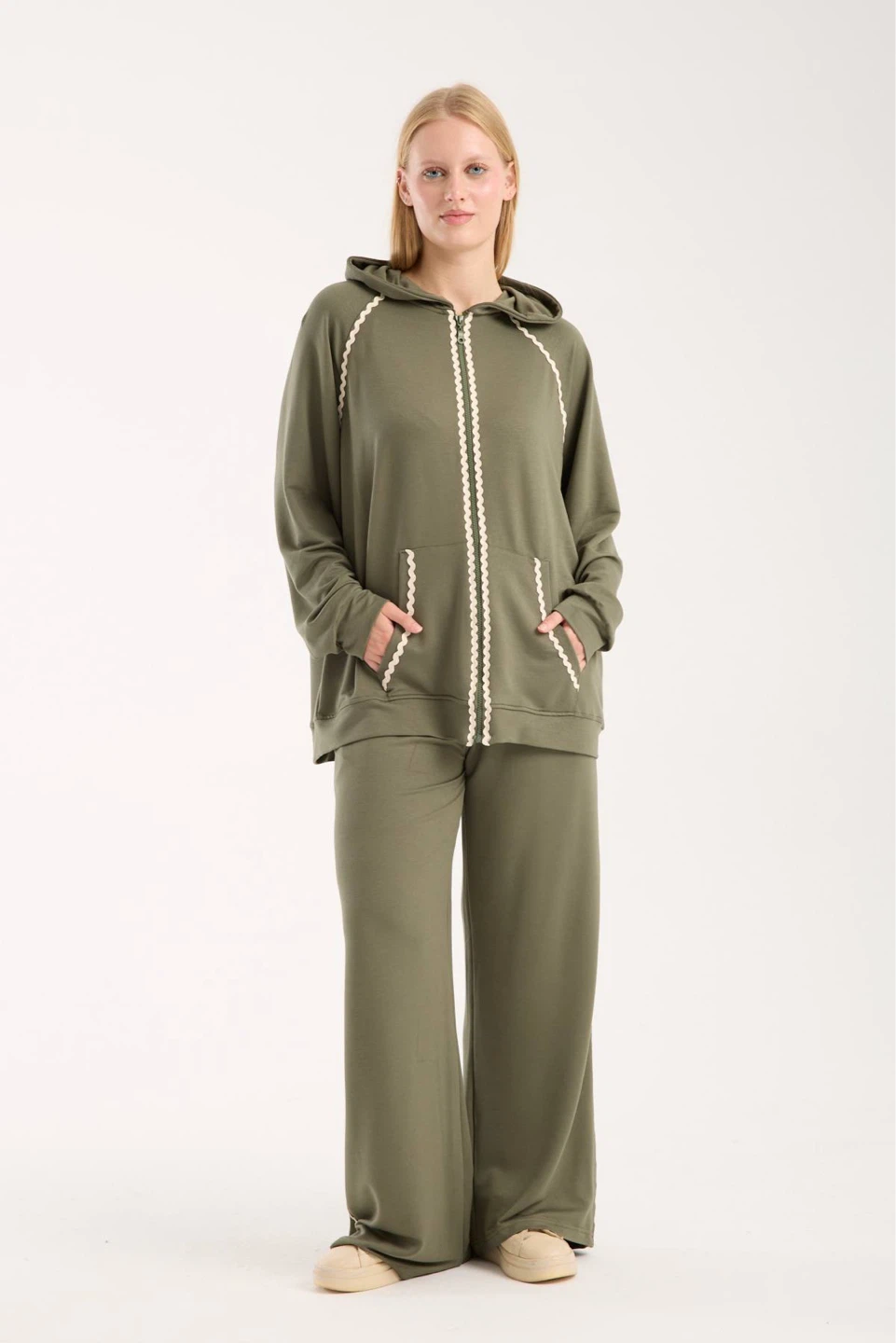 Women's Green Hooded Tracksuit - photo 4