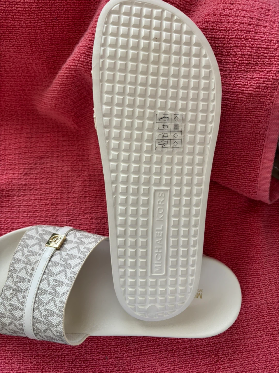 Michael Kors White MK Logo Slide Sandals - photo 4
