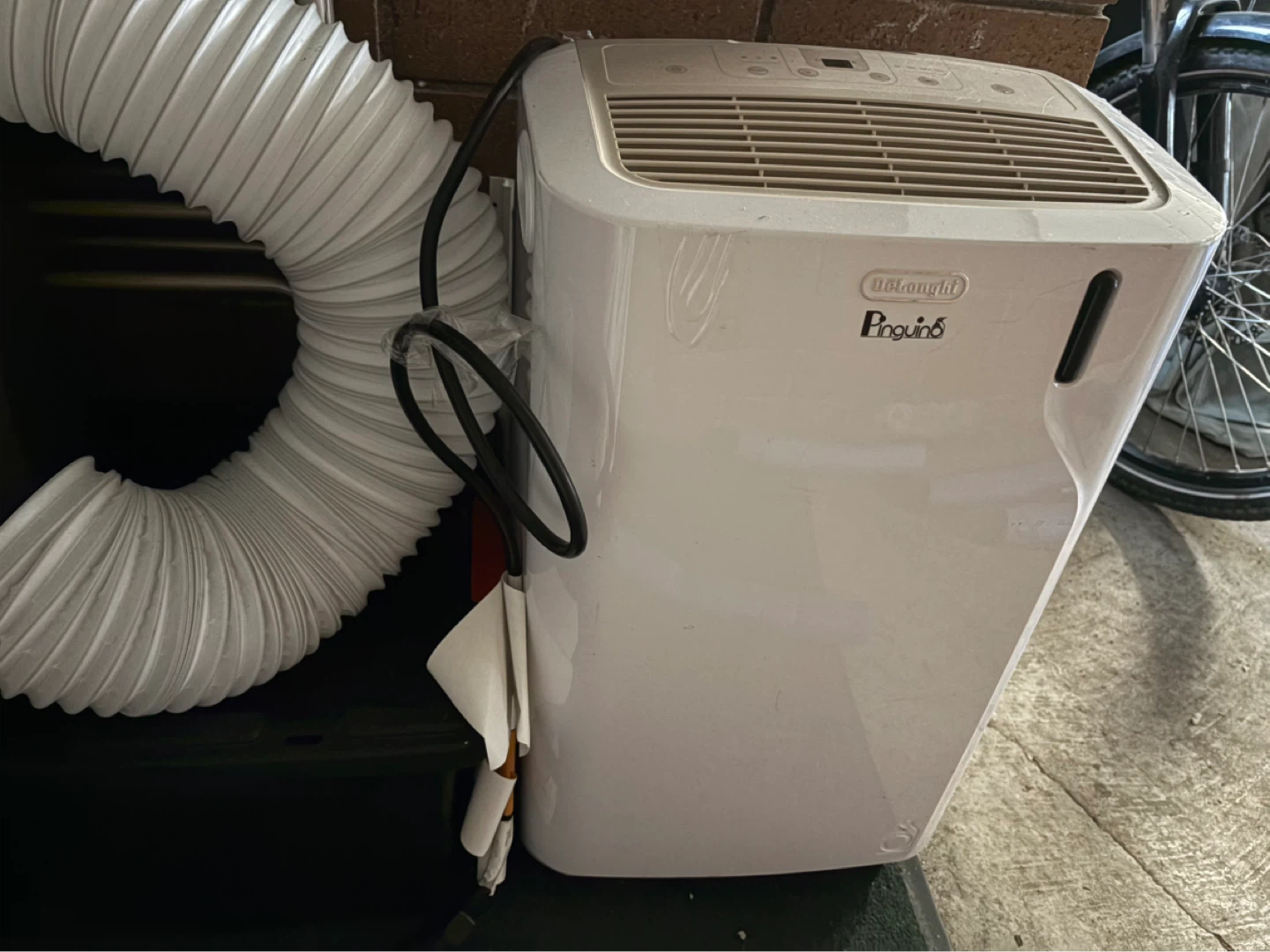 DeLonghi Pinguino Portable Air Conditioner - photo 2