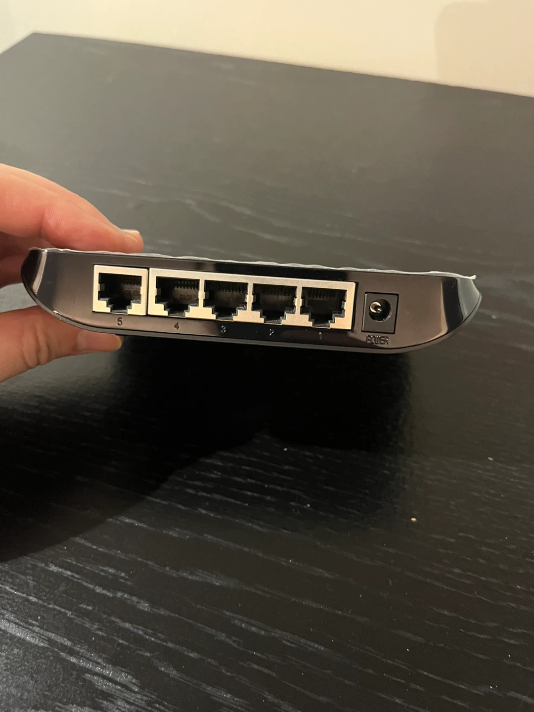 TP-LINK 5-port Gigabit Desktop Switch - photo 3