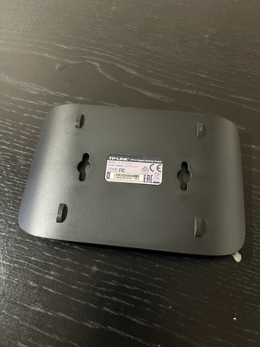 TP-LINK 5-port Gigabit Desktop Switch - photo 2