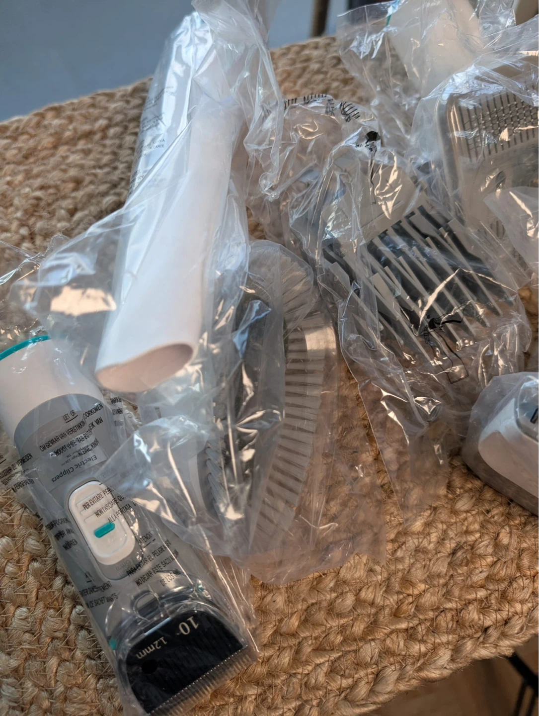 Neakasa Pet Grooming Vacuum Kit - New / Unused Attachments - photo 4