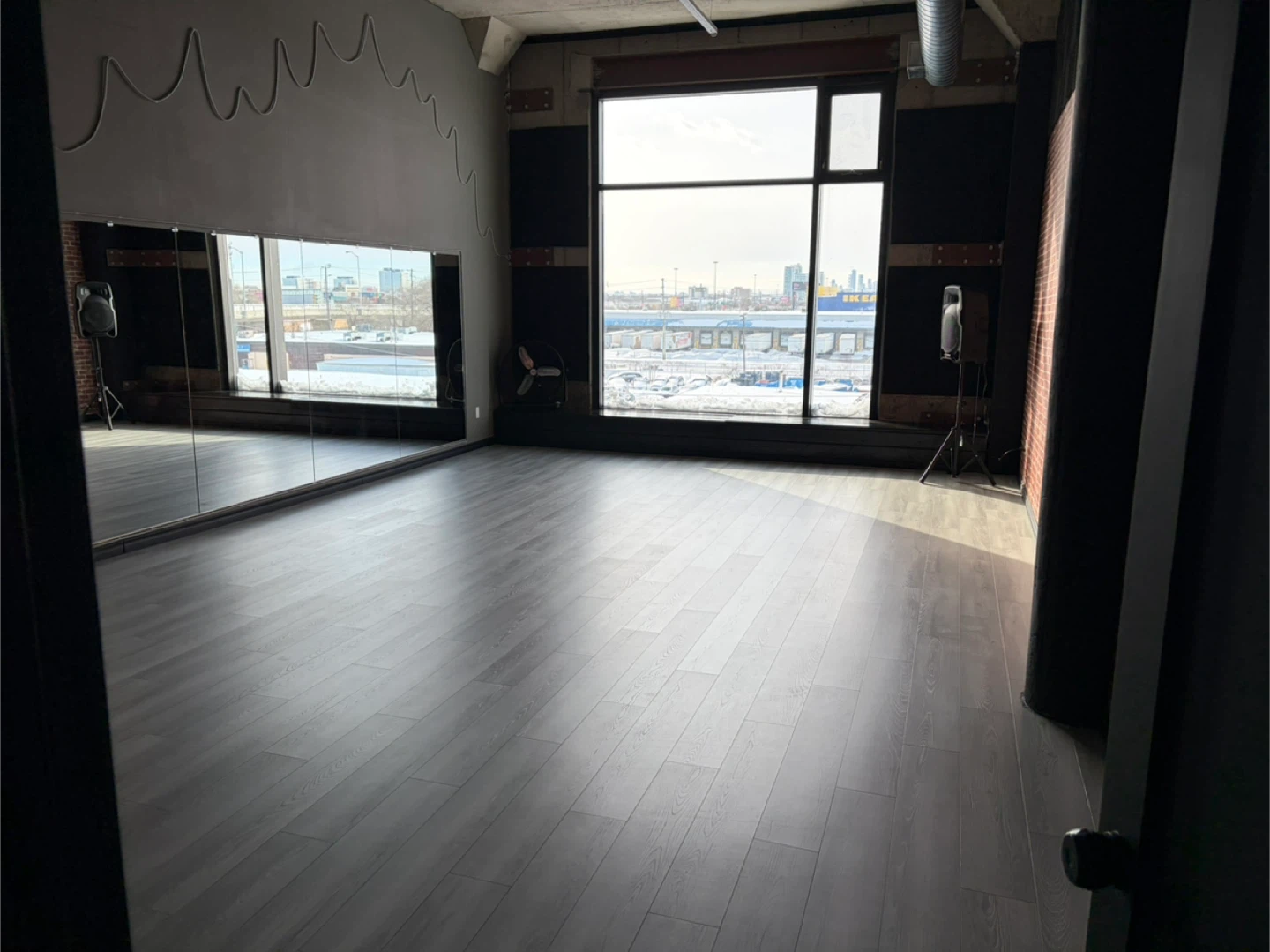 Dance Studio Space with Mirrors and LED Lighting - photo 3