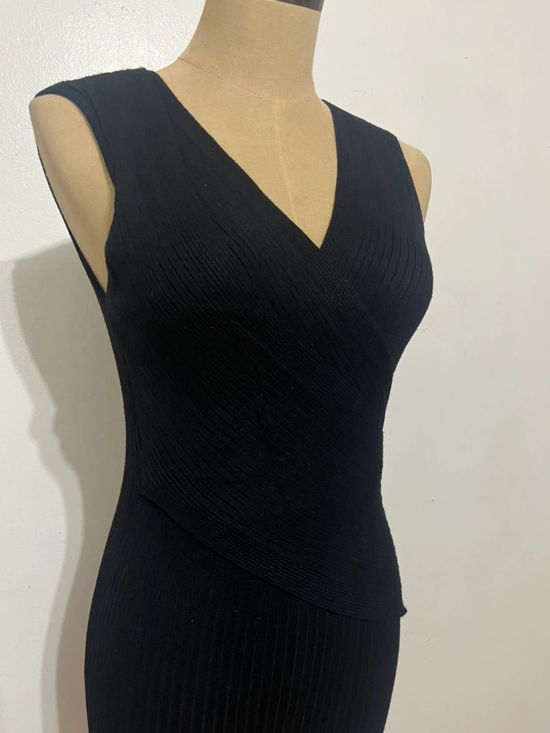 Black Sleeveless Knit Wrap Mini Dress - Small - photo 2