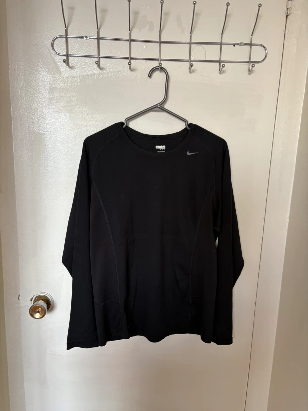 Bundle of 4  nike black Athletic Shirts - photo 5