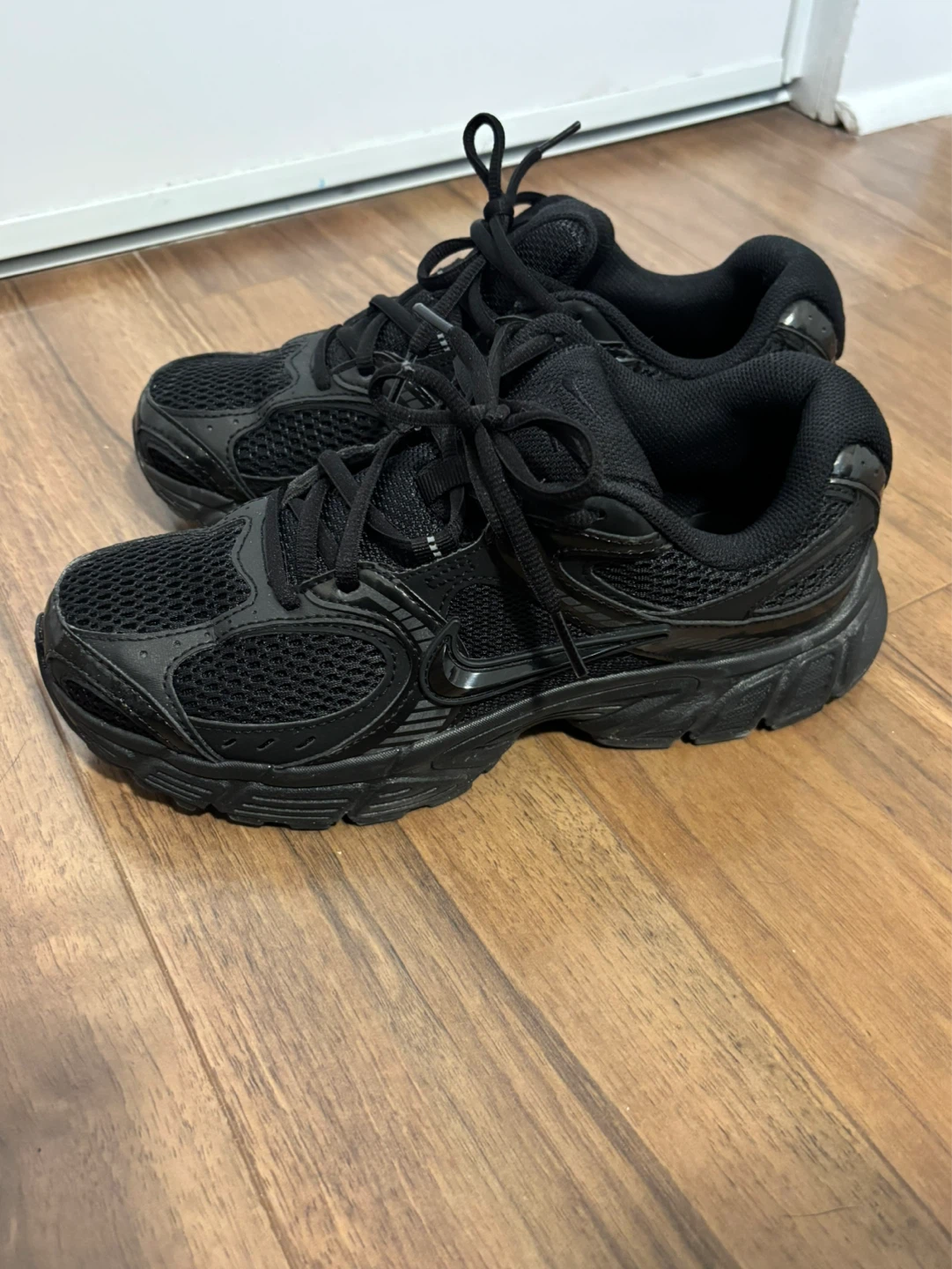 Nike V5 RNR Size 8