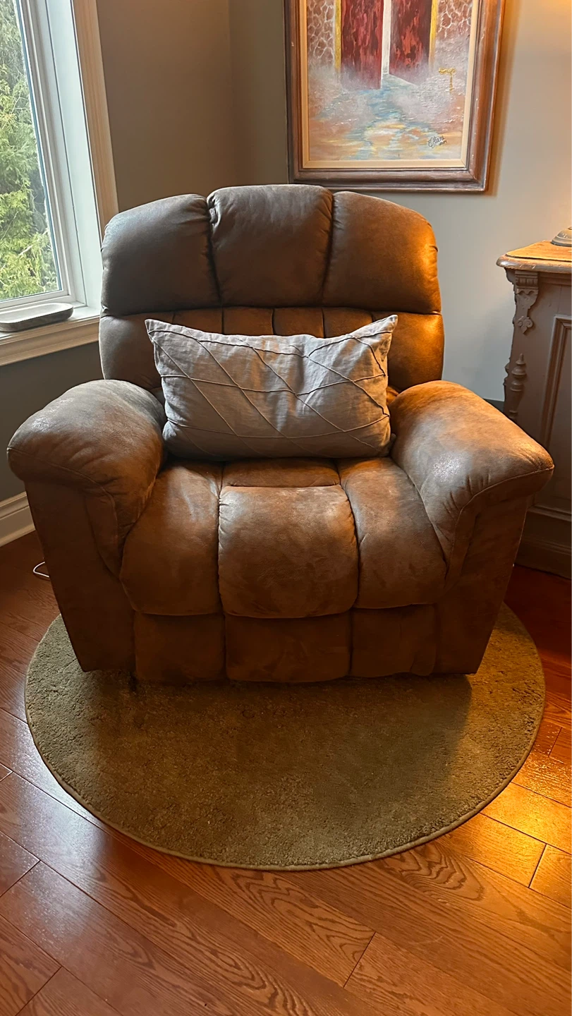 Brown Faux Suede Recliner Chair with USB Port