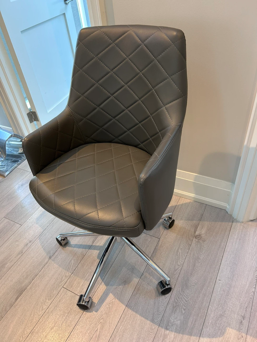 Quilted Faux Leather Office Chair - photo 2
